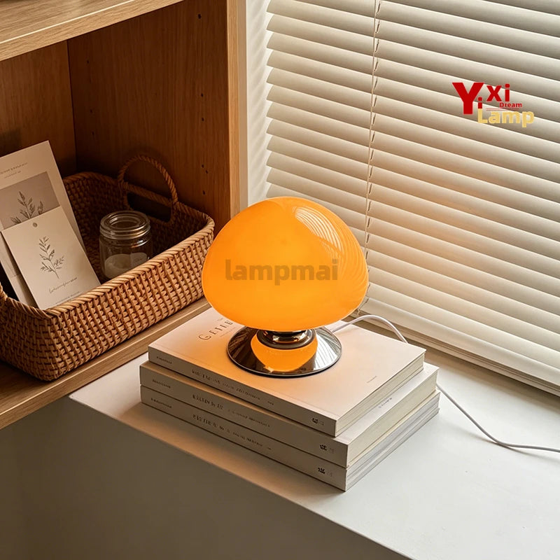 Lune, lampe champignon en verre sur base disque chromée, 16 cm — vue 6