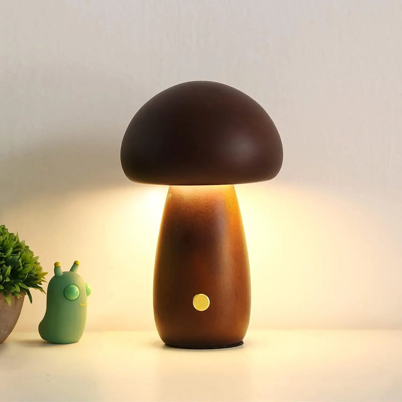 Morille, veilleuse champignon en bois tourné, bouton tactile en laiton — vue 8